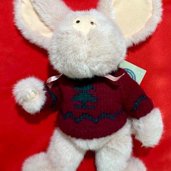 J.B. Bean series pig in Christmas sweater NWT great condition - Picture 10 of 10